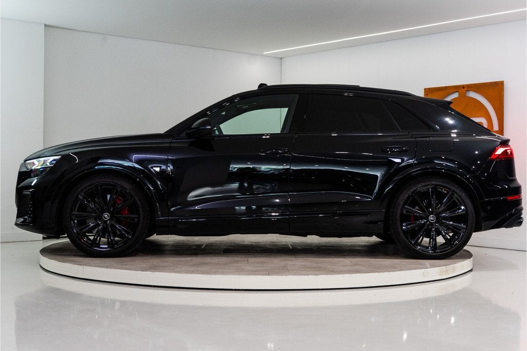 Audi Q8 60 TFSI E Quattro Competition 490PK | Pano | Kleppen, Auto's, Audi, Automaat, 12 maanden, Gebruikt, 2995 cc