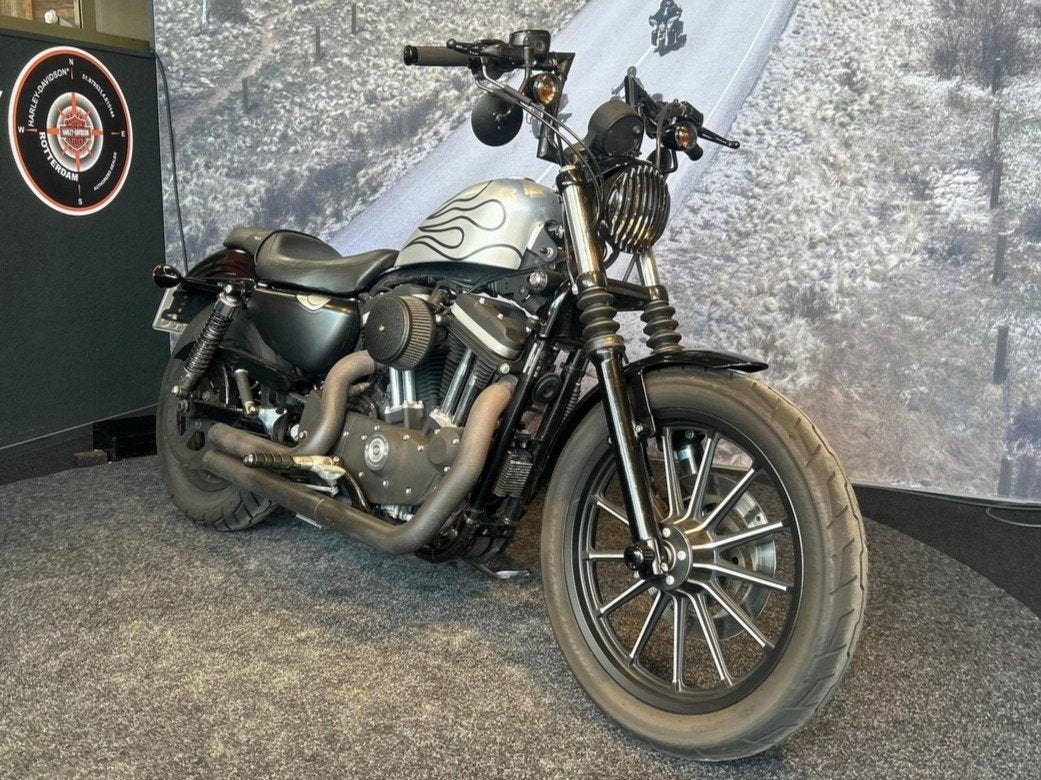 Harley-Davidson XL883N Sportster Iron (bj 2009), Motoren, Laan van Vredenoord 33
2289 DA  RIJSWIJK, NL, Meer dan 35 kW, Overig