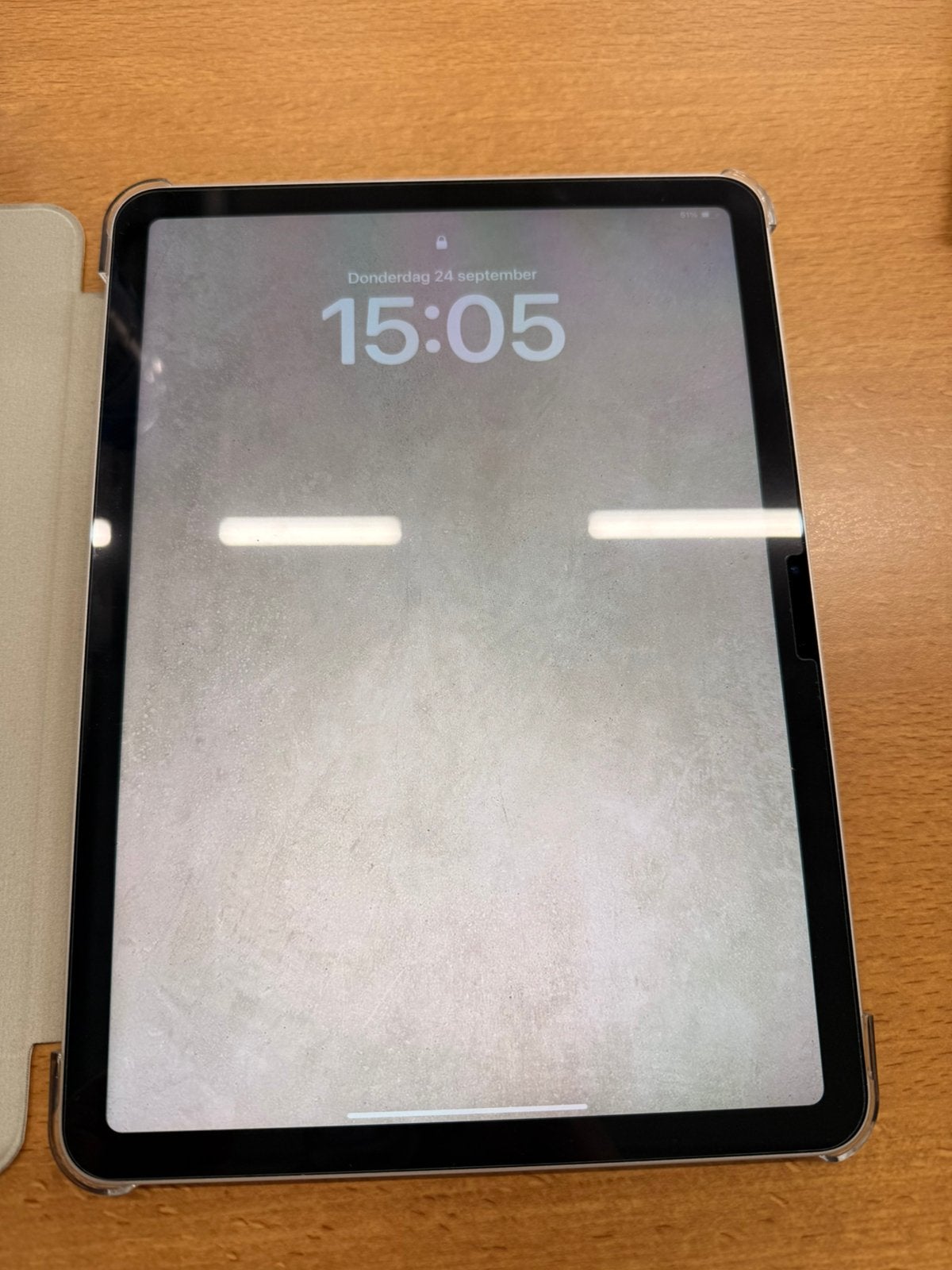 Foto 2 van Ipad air 2024 11 inch