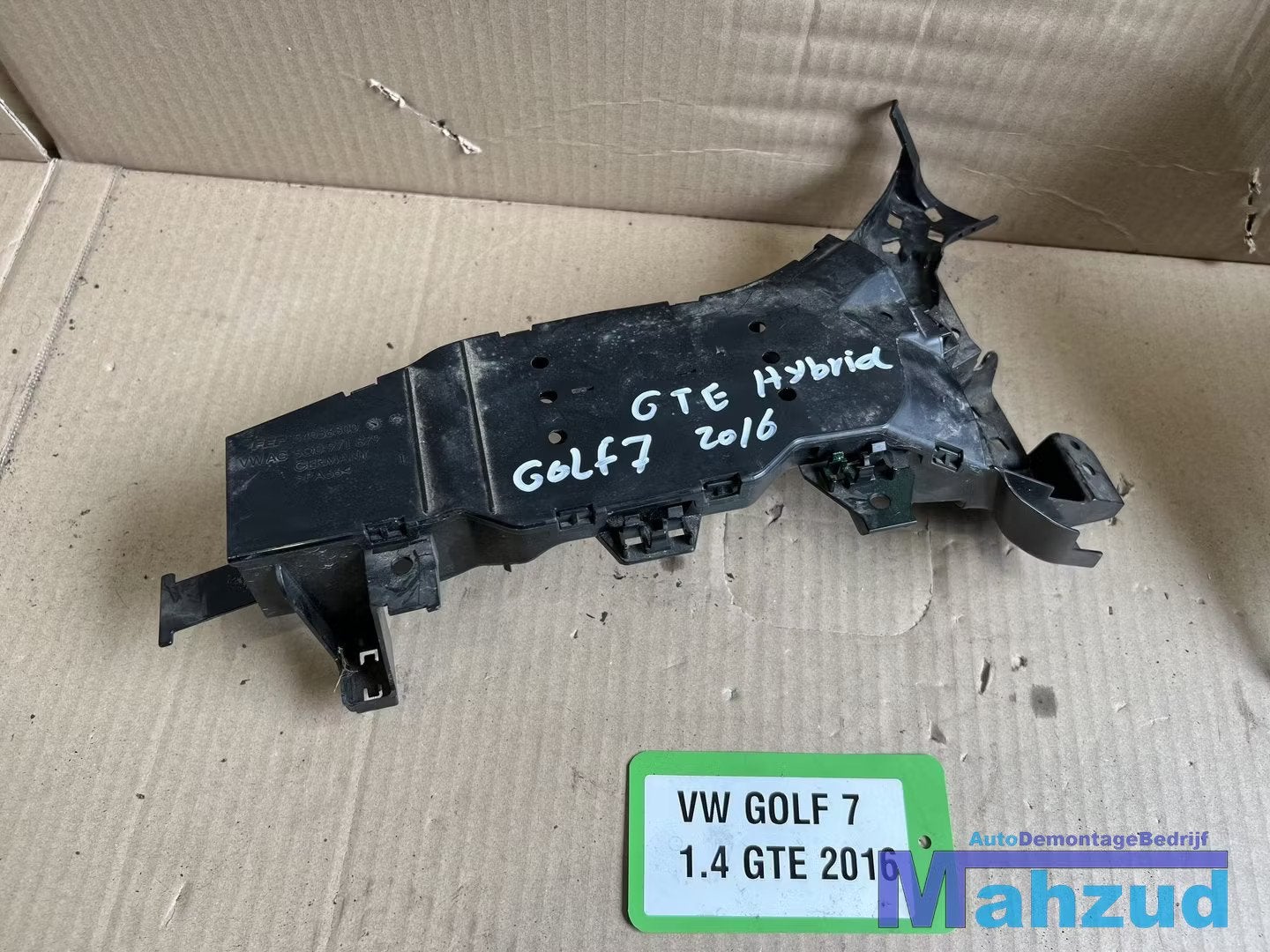 VW GOLF 7 GTE HYBRID Kabelboom houder huis 2012-2020 5Q09718, Gebruikt, Volkswagen, Volkswagen AG, Berliner Ring 2
38440  Wolfsburg, DE