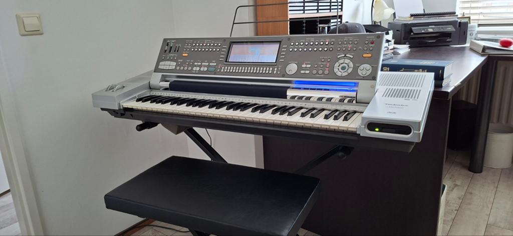 Technics SX-KN7000 Keyboard met standaard en kruk, Midi-aansluiting, Ophalen of Verzenden, Technics, 61 toetsen