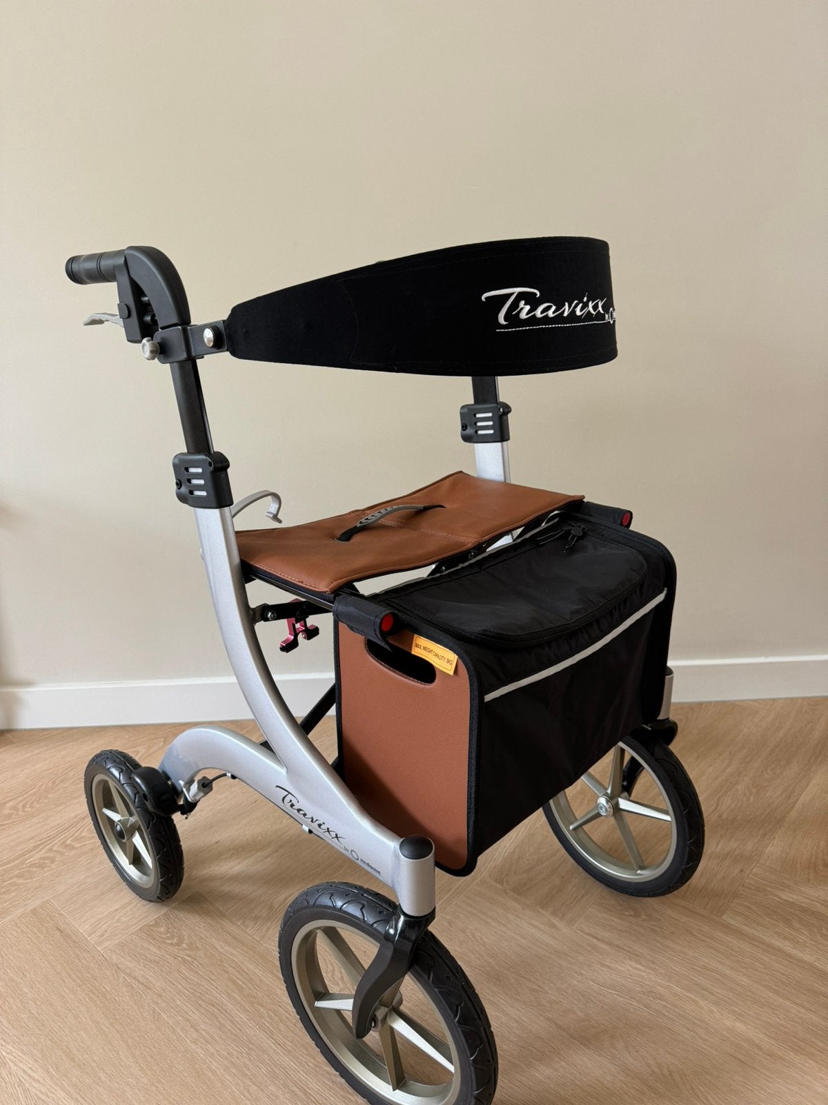 Rollator Travixx Traveller S 2024 ZGAN lichtgewicht luxe, Ophalen, Lichtgewicht, Zo goed als nieuw