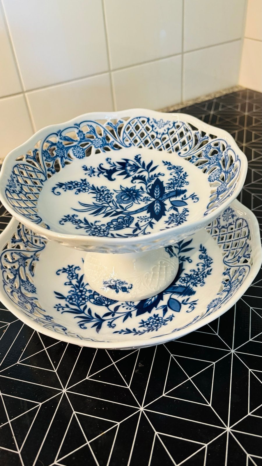 Schumann Arzberg Tradition Echt Cobalt Fruitschaal, Antiek en Kunst, Ophalen of Verzenden