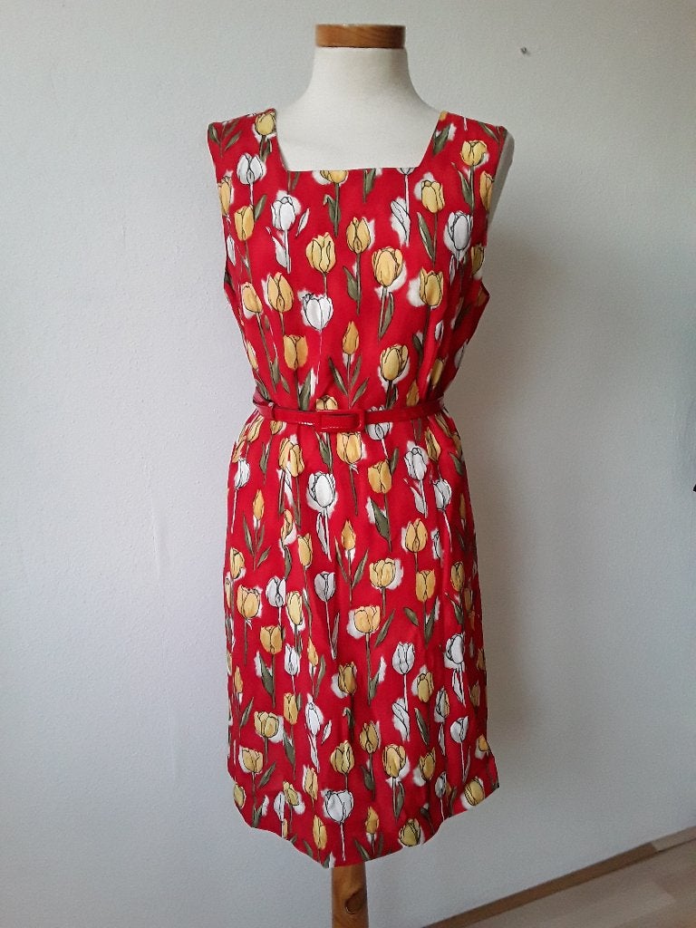 Jurk met tulpen print mt 40 van Sideway, Kleding | Dames, Jurken, Verzenden, Zo goed als nieuw, Knielengte, Rood