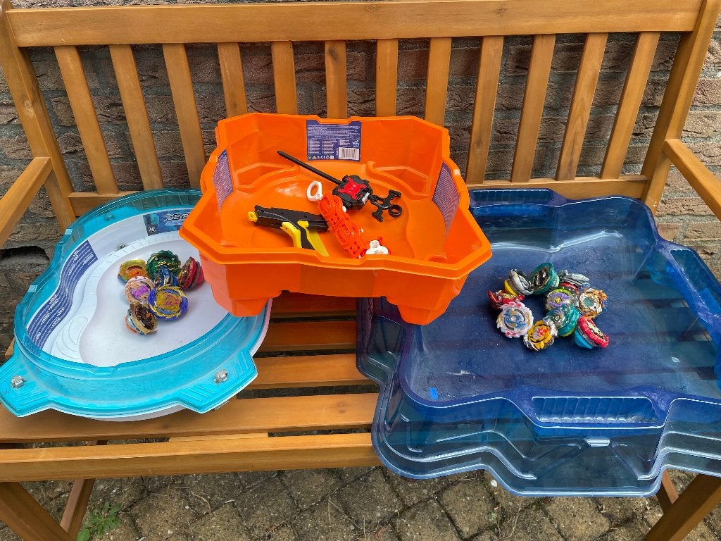 Beyblade Burst set: veel speelplezier!!, Ophalen, Gebruikt