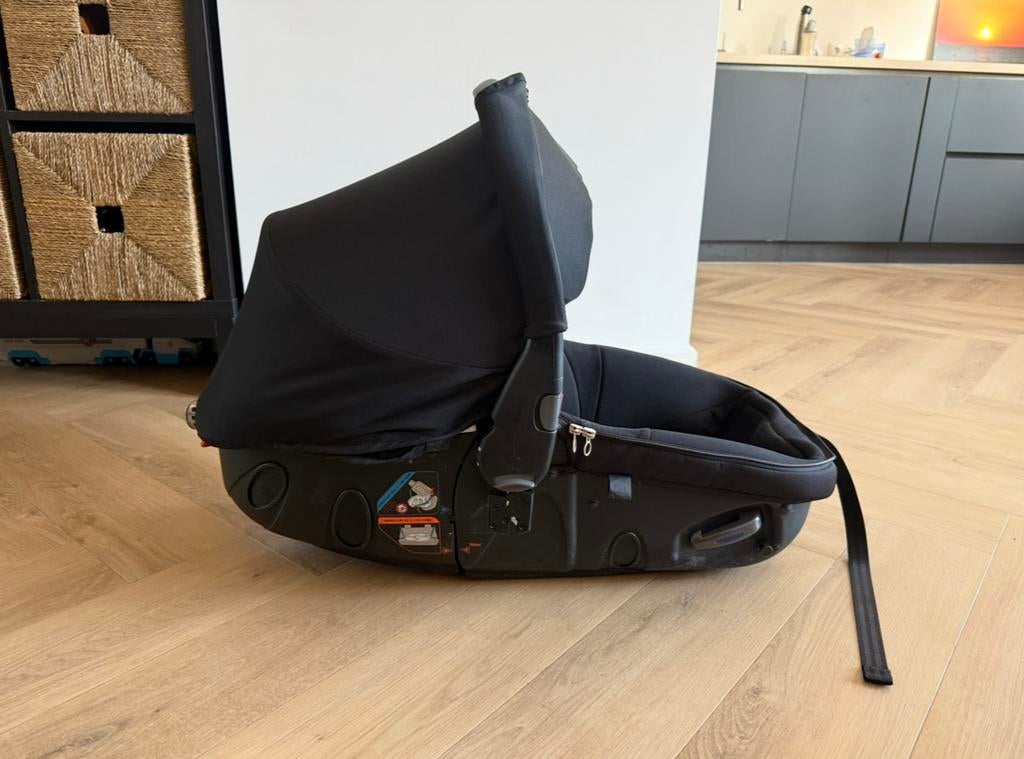 Jane matrix light 2 reiswieg / autowieg bedje ,base isofix, Gebruikt, Combiwagen, Met reiswieg, Ophalen