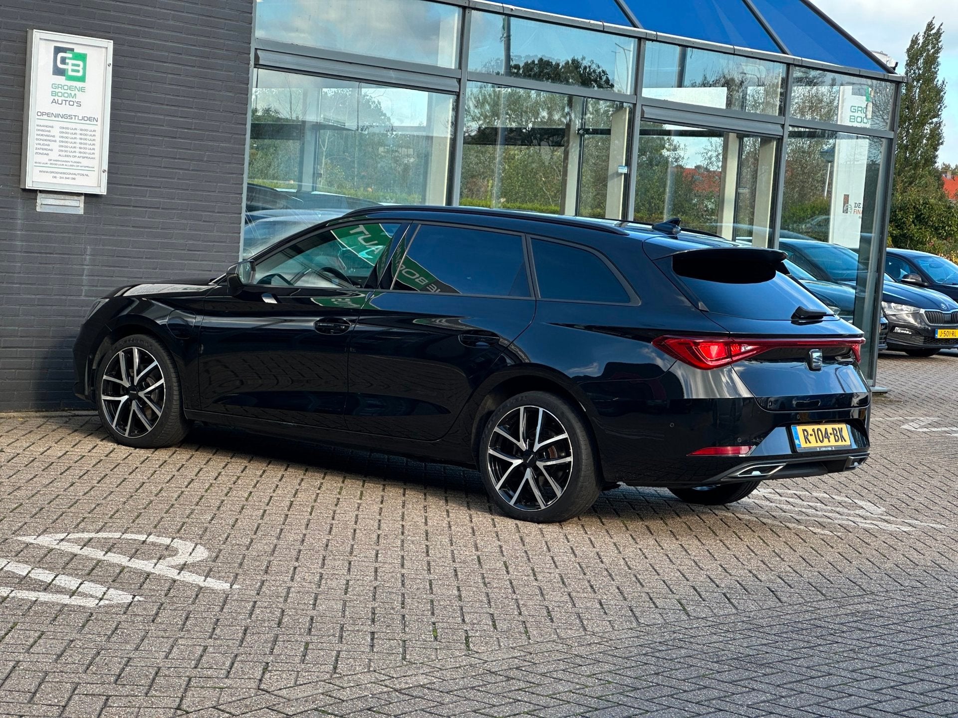 Seat Leon Sportstourer 1.4 TSI eHybrid PHEV FR Business Inte, Auto's, Dealer onderhouden, Stof, Gebruikt, Euro 6