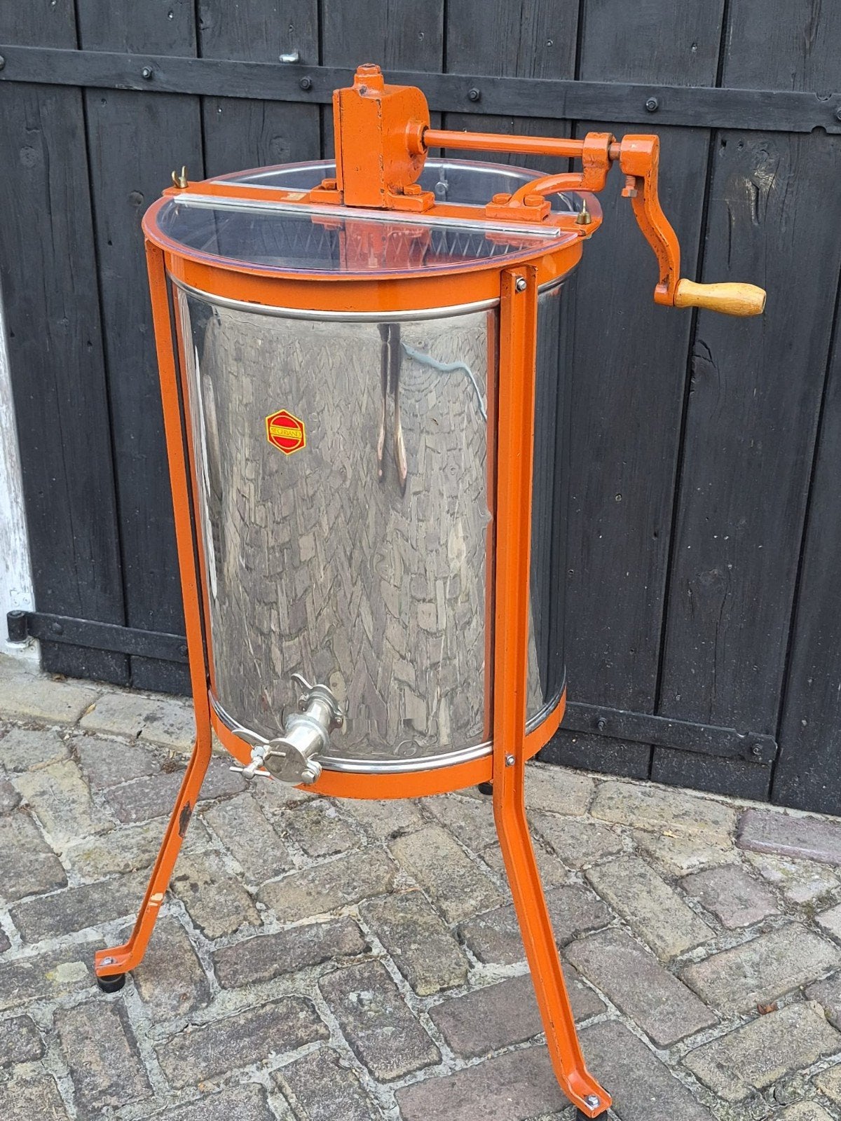 Rvs Honingslinger, Ophalen