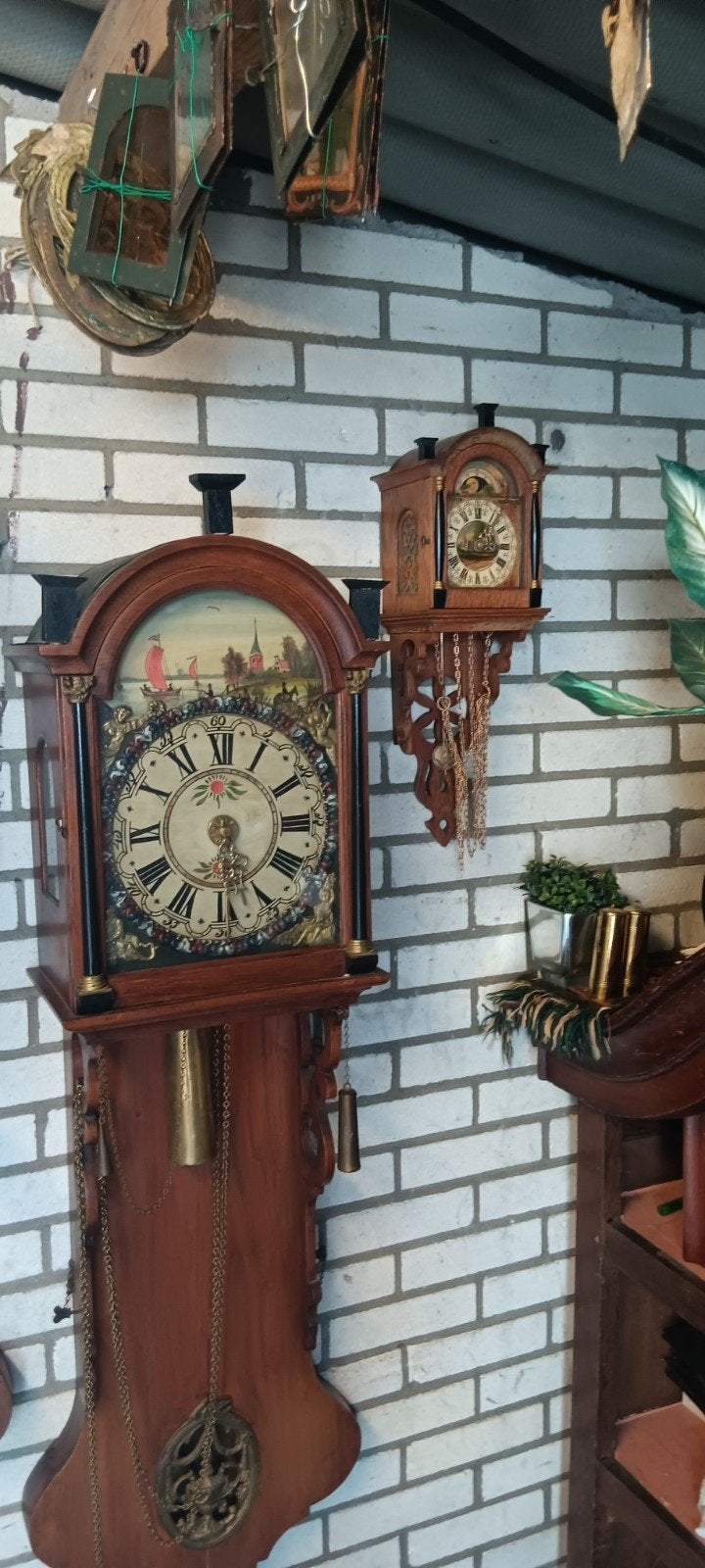Te koop 14 a 15 klokken voor weinig zie foto s word niet ger, Ophalen