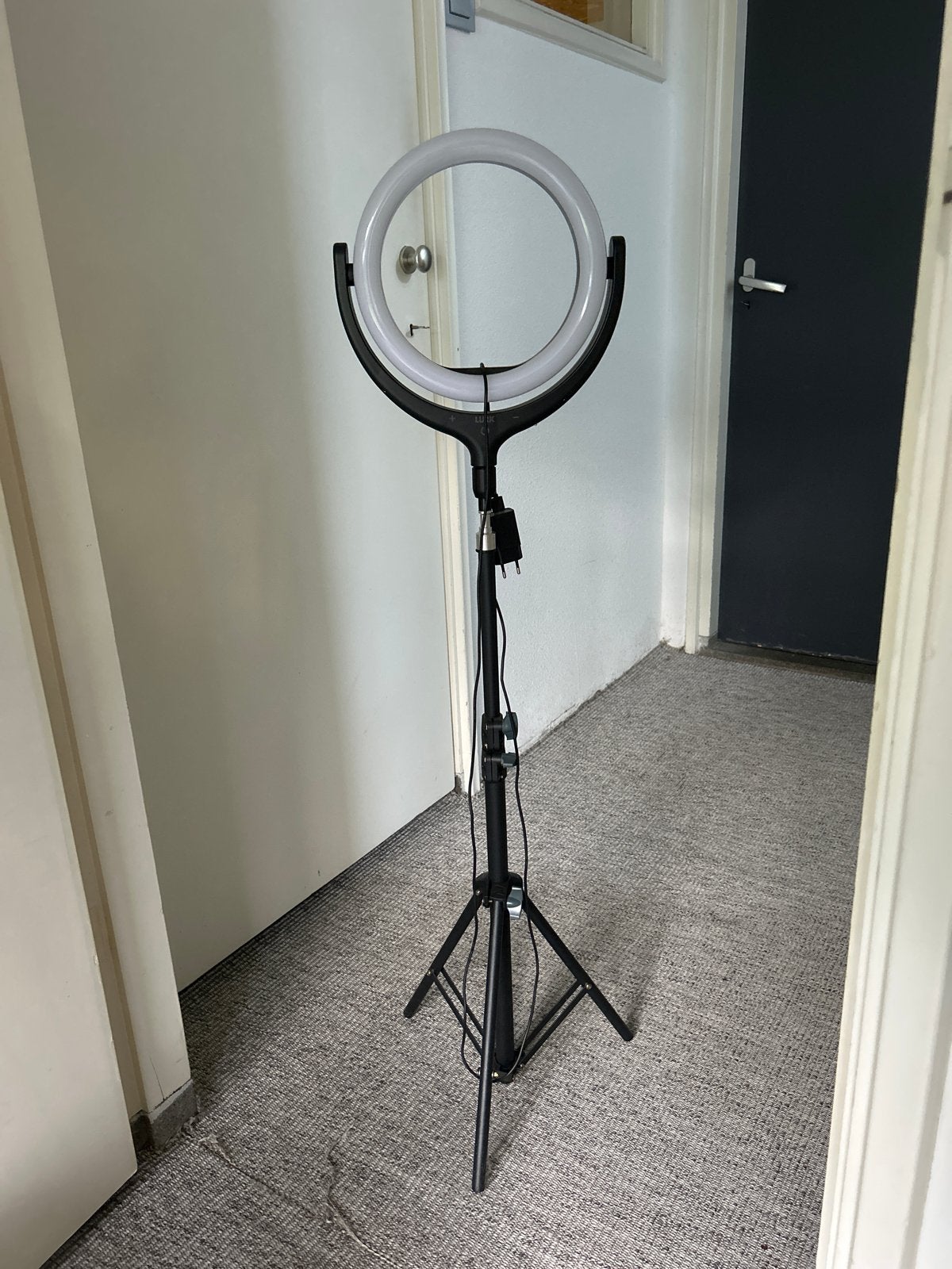 Ringlamp met statief - Perfect voor content creators, Overige merken, Belichting, Ophalen of Verzenden, Zo goed als nieuw