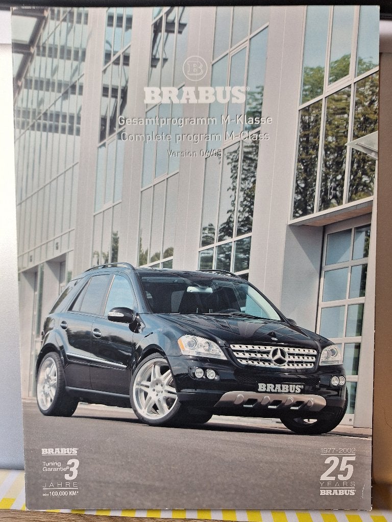 2 Brabus folders van de Mercedes Benz ML -klasse W163, Boeken, Ophalen of Verzenden, Zo goed als nieuw, Mercedes