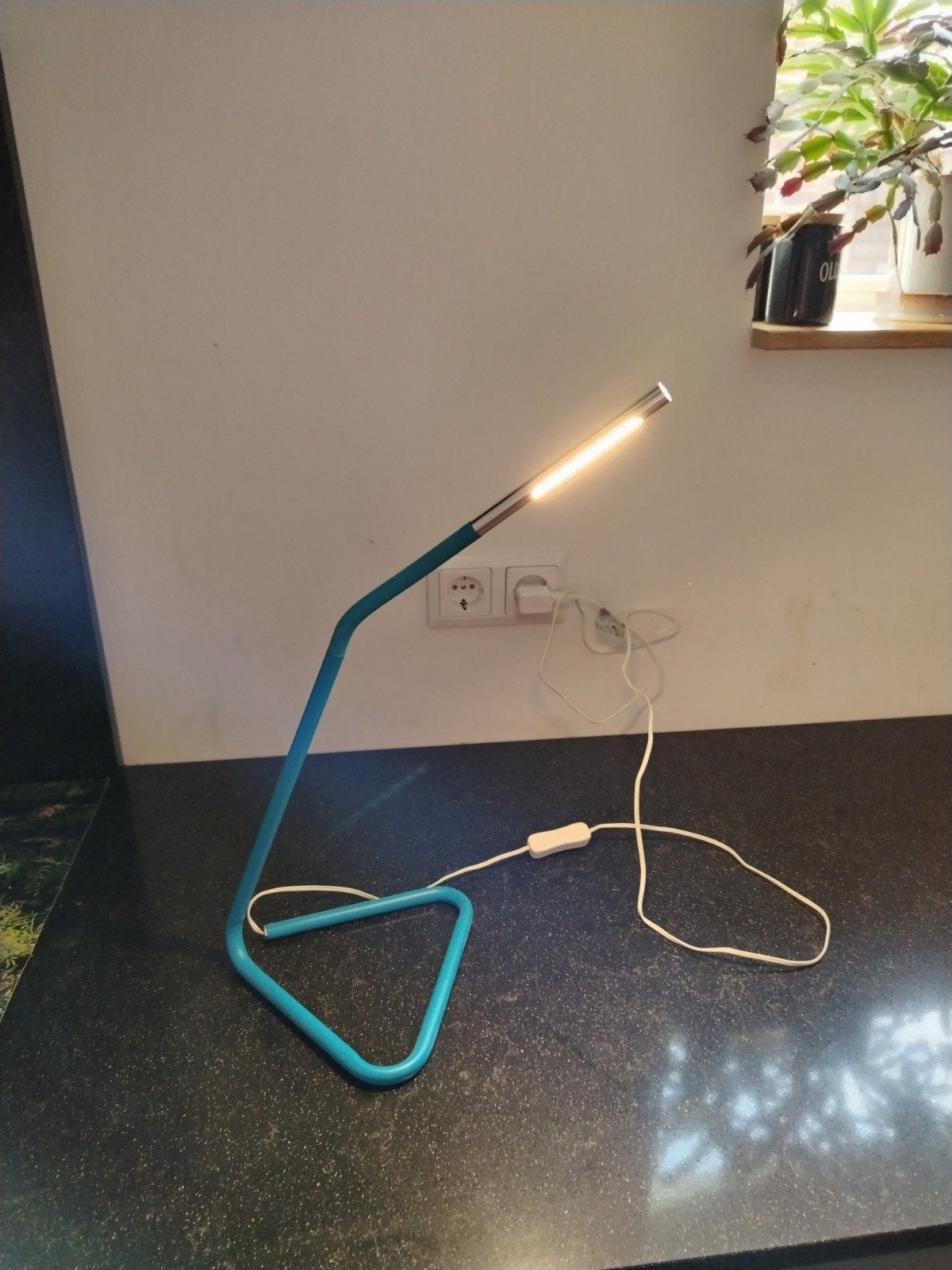IKEA Bureaulampje - Modern en functioneel, Blauw, Bureaulamp, LED verlichting, Overige fittingen