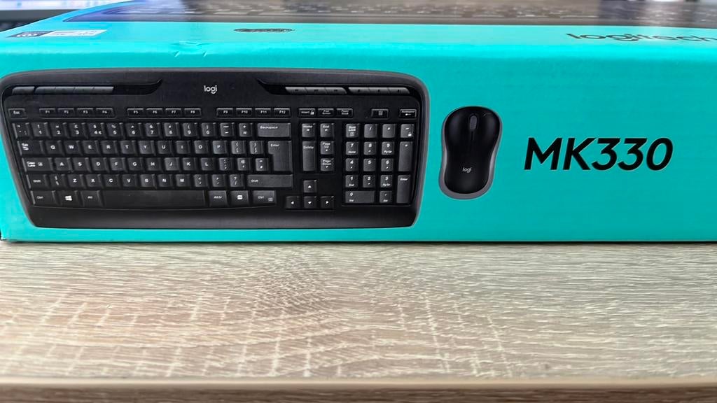 Logitech toetsenbord, Toetsenbord en muis-set, Nieuw, Ophalen of Verzenden, Draadloos
