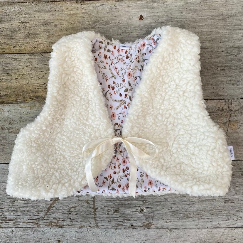 Baby Teddy Gilet Off White, Info@lovelystitches.nl, Dubelspul 4, Surhuisterveen, Wit, Ophalen of Verzenden
