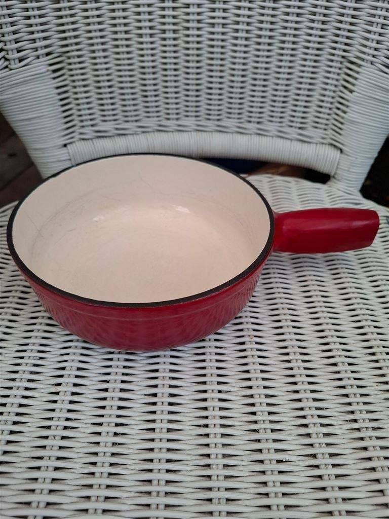 Gietijzeren schaal, rood, crème geemailleerd, Ophalen of Verzenden, Gebruikt, Gietijzer, Overige typen