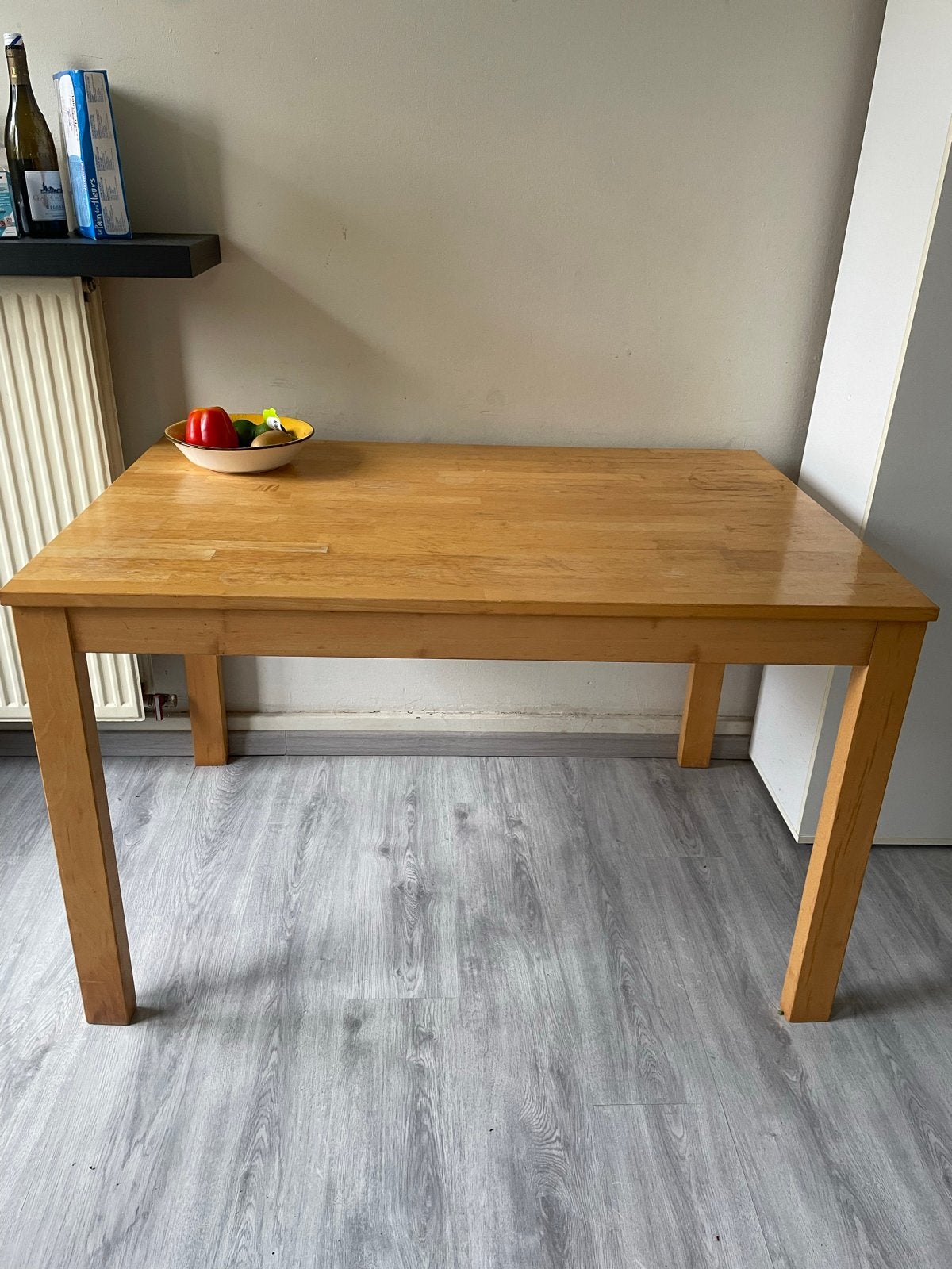Houten eettafel voor 4-6 personen in De Pijp, Amsterdam, Ophalen, Gebruikt, 50 tot 100 cm, 100 tot 150 cm