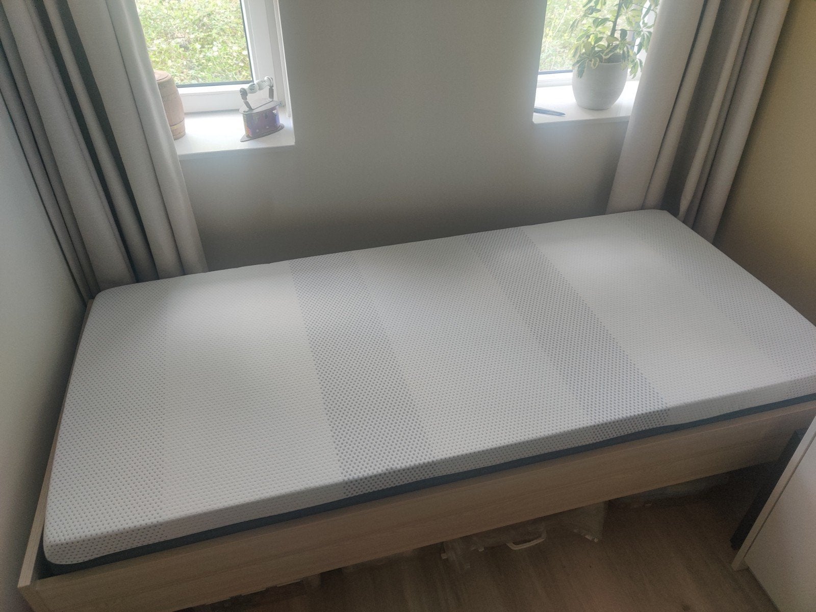 Zo goed als nieuw eenpersoonsbed 90x200cm, Huis en Inrichting, Ophalen, 90 cm, Eenpersoons, Zo goed als nieuw