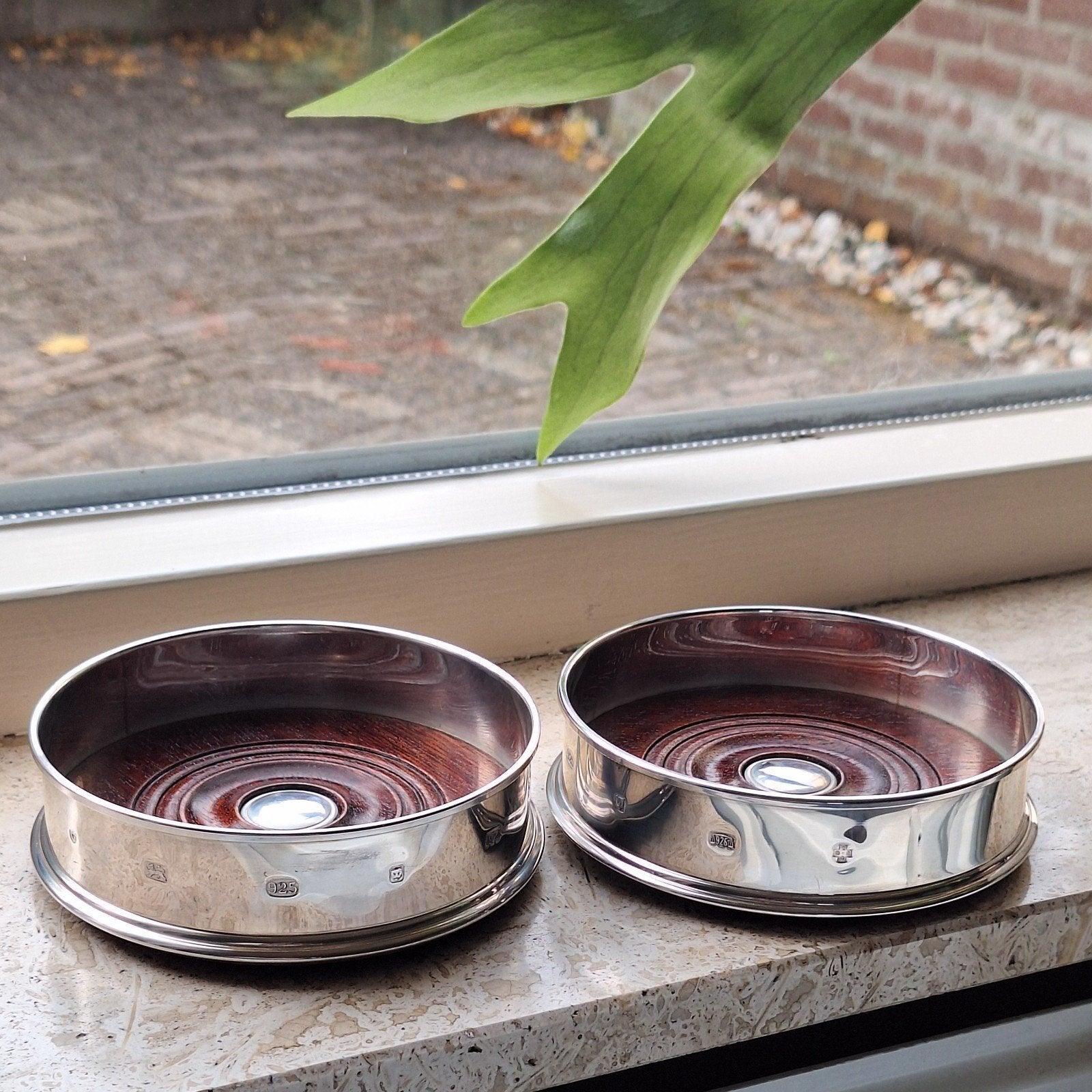 Zilveren wijnfles onderzetters (925 sterling zilver), Antiek en Kunst, Ophalen of Verzenden, Zilver