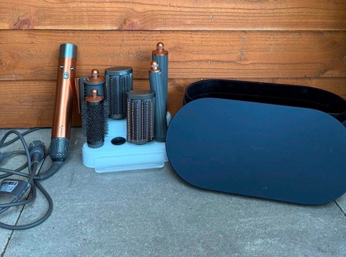 Dyson Airwrap Complete in nieuwstaat, Ophalen, Zo goed als nieuw, Föhn of Haardroger