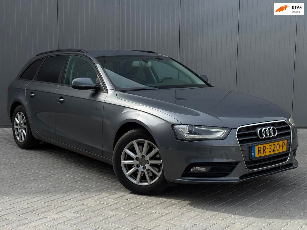 Audi A4 Avant 2.0 TDI Pro Line S, Auto's, Audi, Euro 5, 136 pk, Gebruikt, Zwart