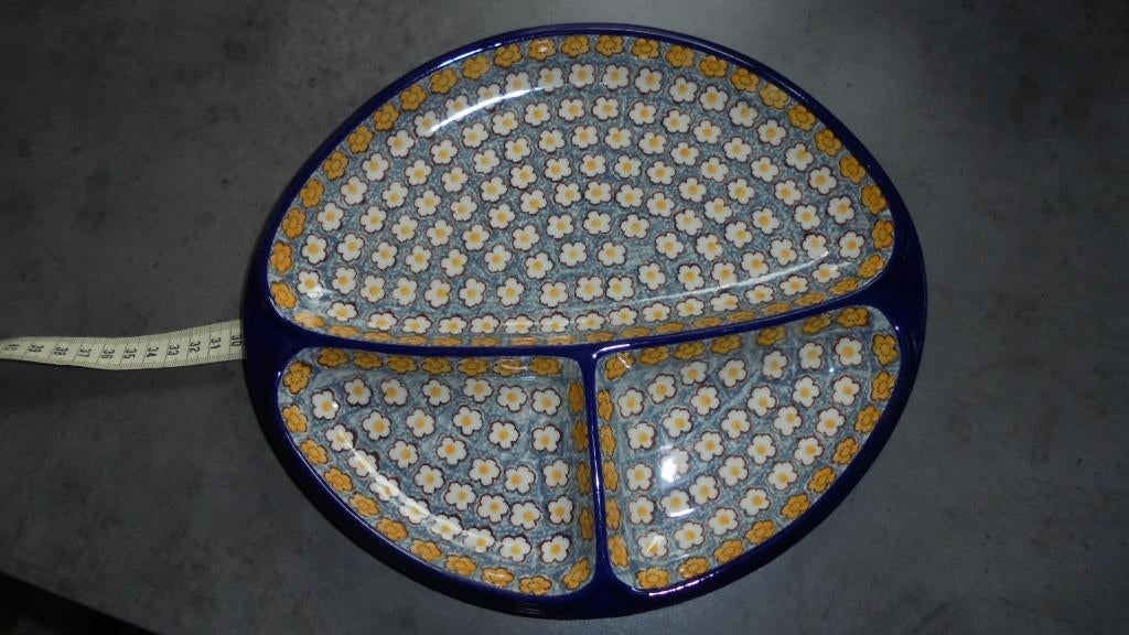 nieuw BUNZLAU keramiek pools 3 vak schaal/bord 28,5x25cm, Keramiek, Overige typen, Nieuw, Ophalen of Verzenden