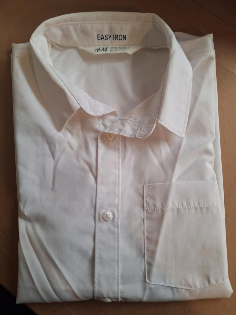 Wit overhemd korte mouw maat 140 - perfect voor communie, H&M, Overhemd of Blouse, Ophalen of Verzenden, Zo goed als nieuw