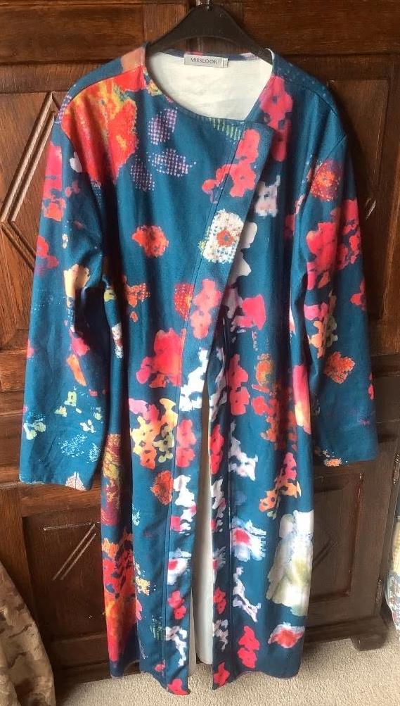 Blauwe langere tuniek, jas, peignoir; XXXXL; Miss Look, Kleding | Dames, Ophalen of Verzenden, Zo goed als nieuw, Blauw, Jas of Mantel