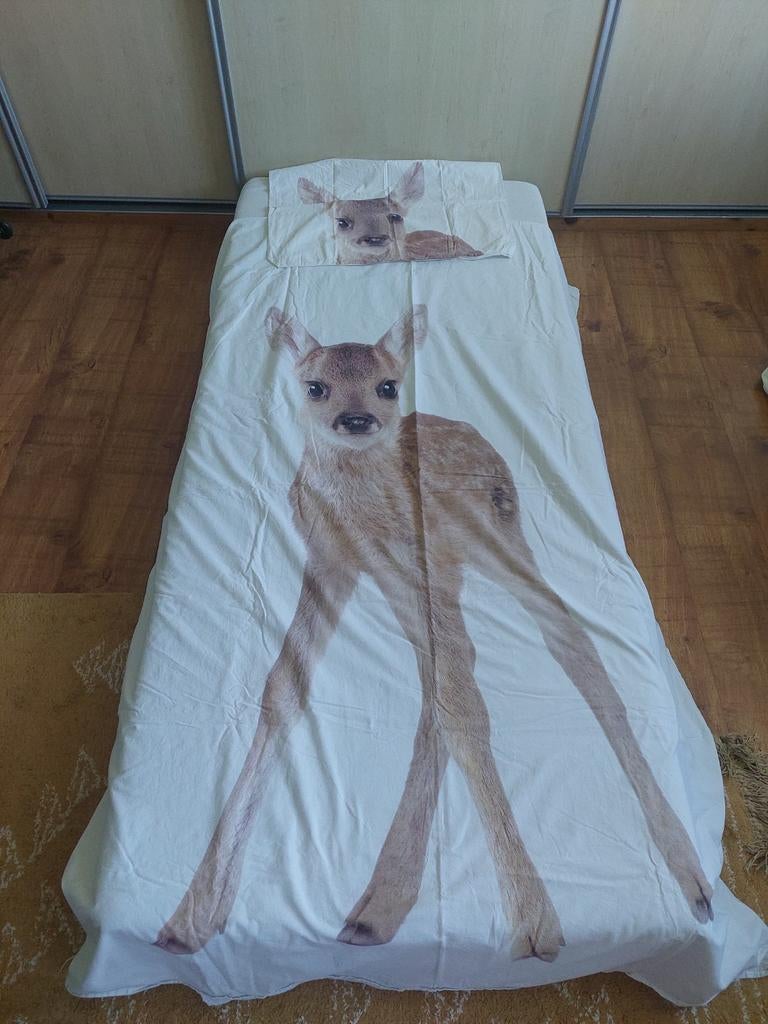 Dekbedovertrek met Bambi print - Zo goed als nieuw, Jongetje of Meisje, Beige, Dekbedovertrek, Ophalen of Verzenden