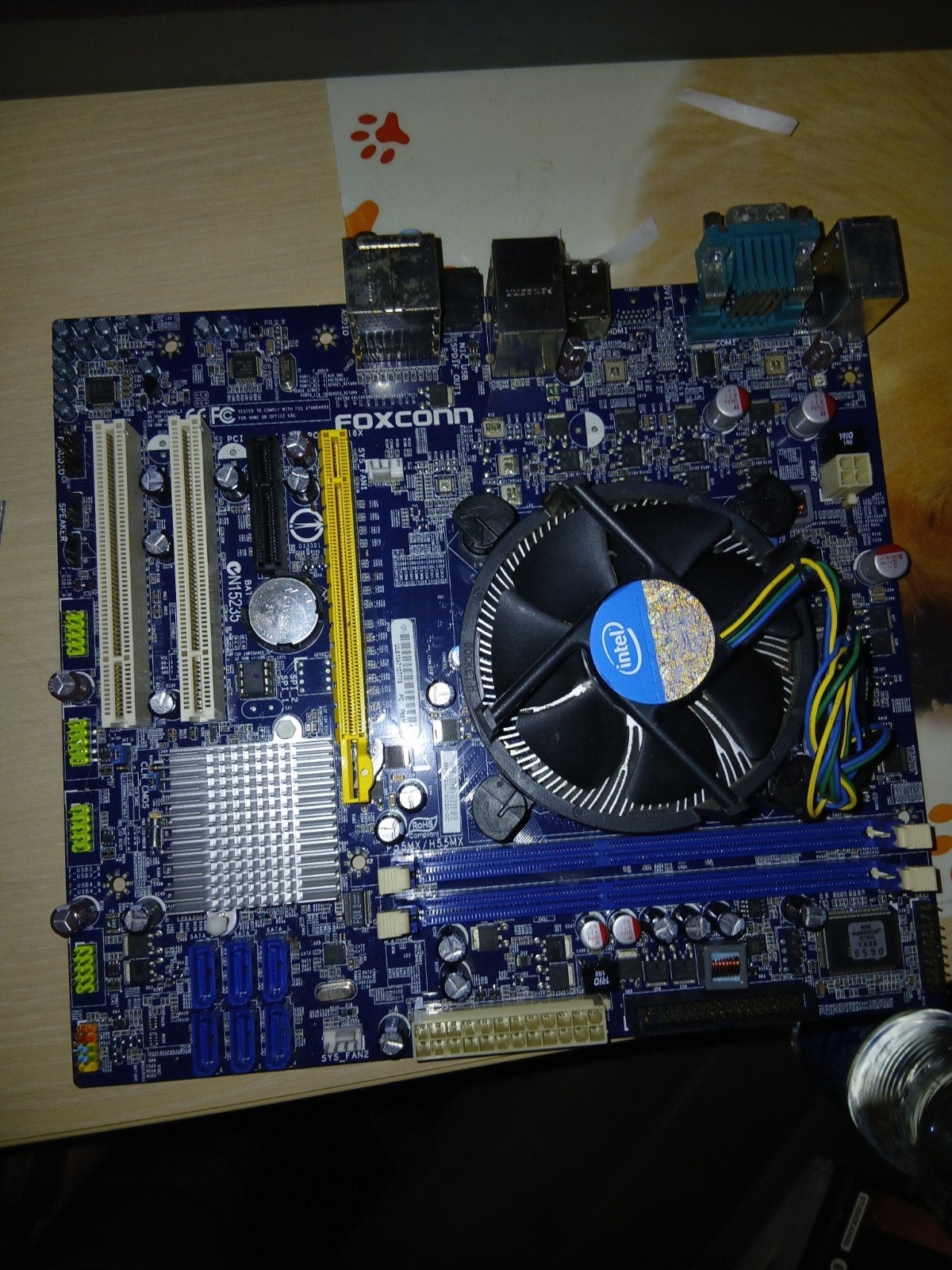Foxconn H55MXV Moederbord met Intel Core i3-550 CPU, Computers en Software, Ophalen, LGA 1156, Gebruikt, DDR3
