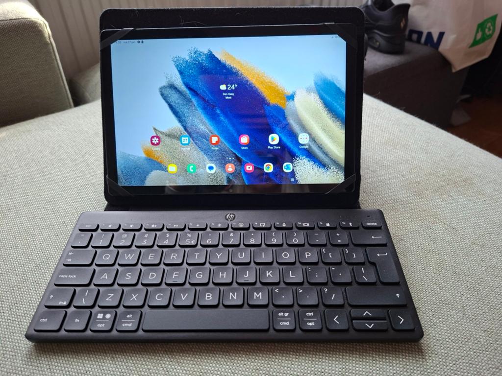 Samsung galaxy tab a8 met los toetsenbordje, Computers en Software, Android Tablets, Zo goed als nieuw, Wi-Fi en Mobiel internet