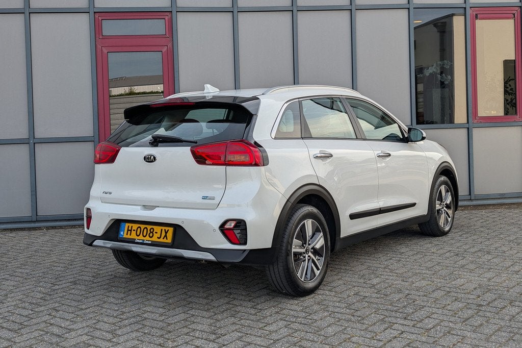 Kia Niro 1.6 GDi Hybrid DynamicLine Apple Carplay / Android, Auto's, Gebruikt, Met garantie (alle), Leder en Stof, Wit