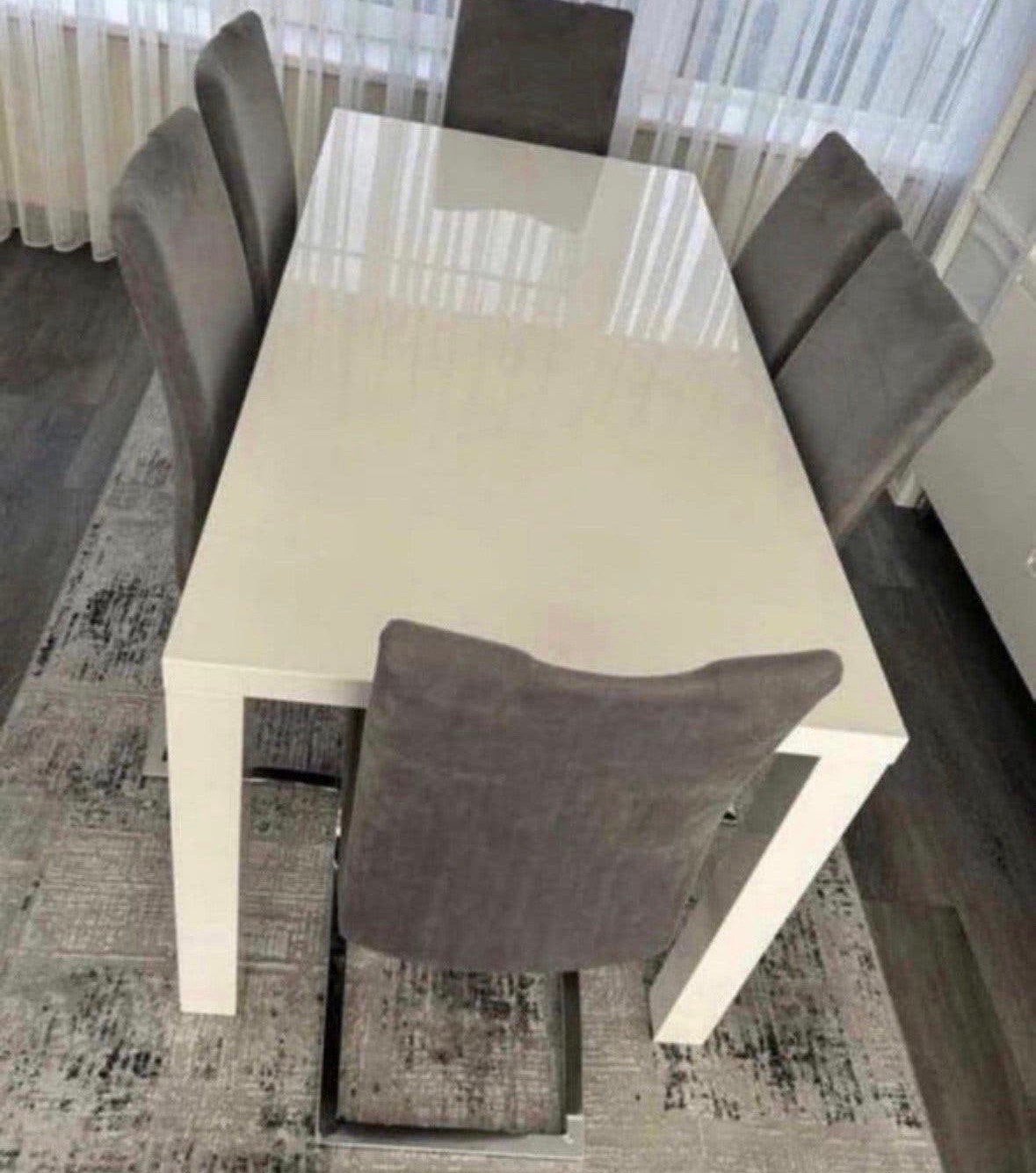 Eettafel + stoelen gratis erbij, Ophalen