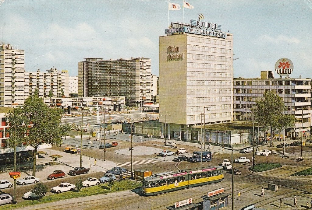 750L Rotterdam Kruisplein Kruiskade Rijnhotel Schouwburgplei, Ophalen of Verzenden, 1960 tot 1980, Gelopen, Zuid-Holland