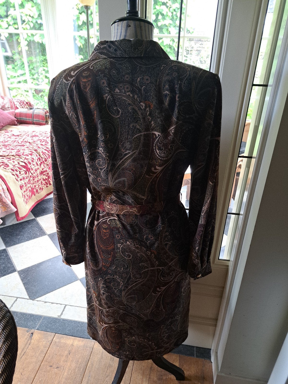 Foto 3 van Leuke jurk met ceintuur in Paisley motief 40