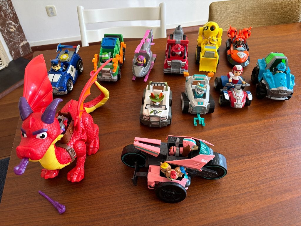 PAW Patrol 10 voertuigen en Sparks, Ophalen of Verzenden, Gebruikt