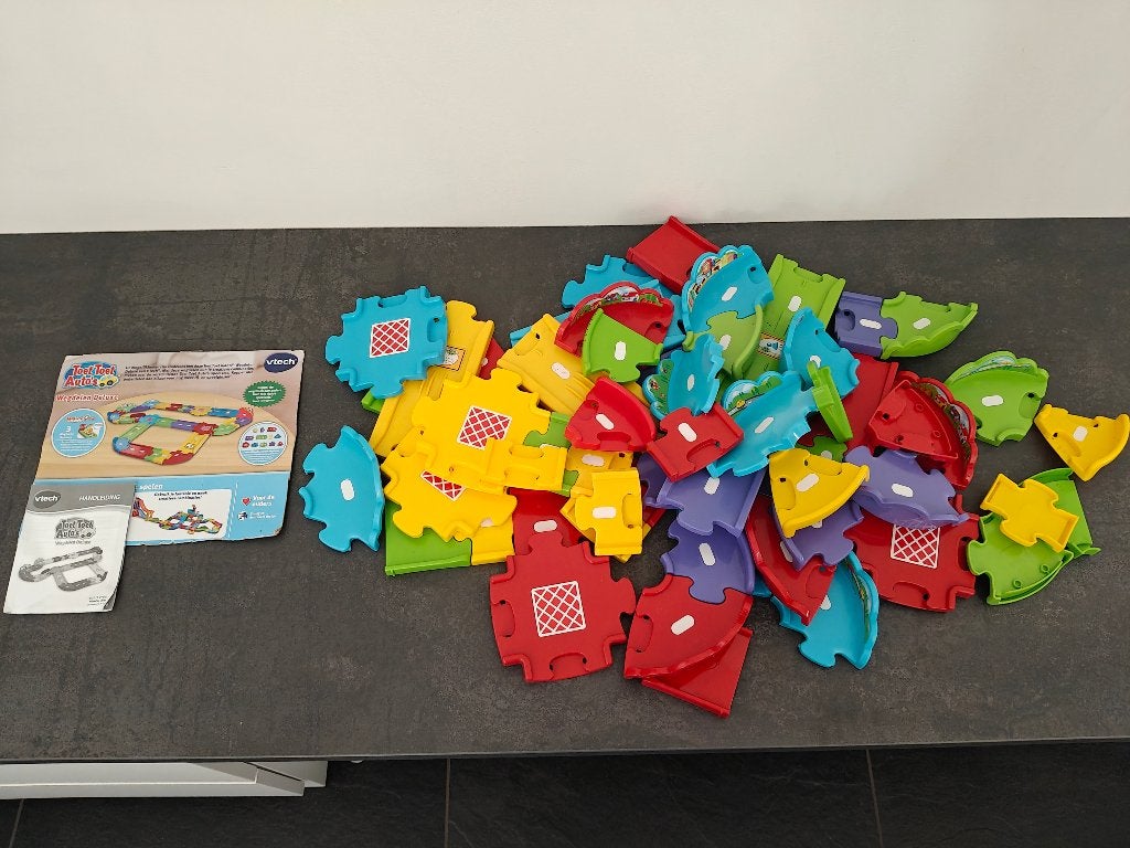 VTech Toet Toet Auto's wegdelen (2x), Ophalen, Zo goed als nieuw, 2 tot 4 jaar