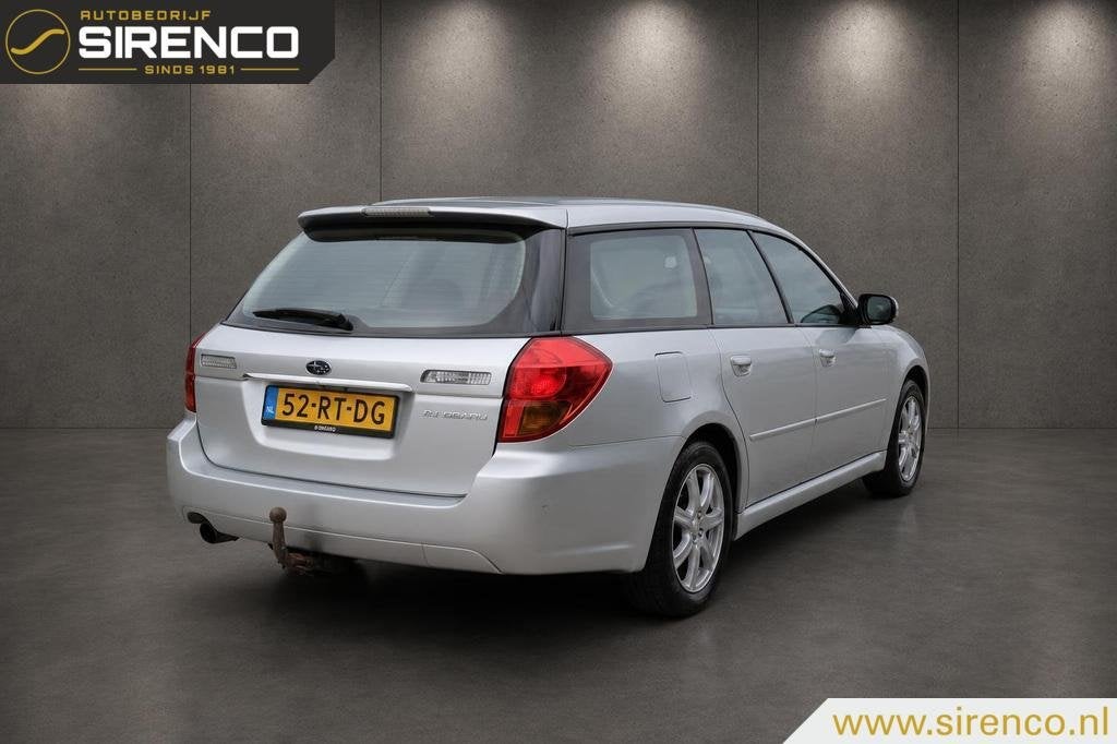 Subaru Legacy Touring Wagon 2.0i 4x4 | trekhaak | climate &, Auto's, Gebruikt, Zwart, 4 cilinders, Origineel Nederlands