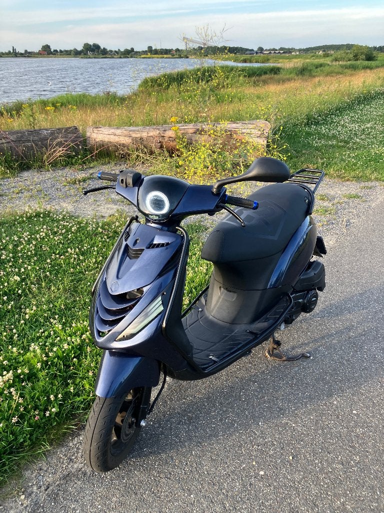 Zip iget WAARDEPIJLING, Fietsen en Brommers, Scooters | Piaggio, Ophalen, Maximaal 45 km/u, Zip, Zo goed als nieuw