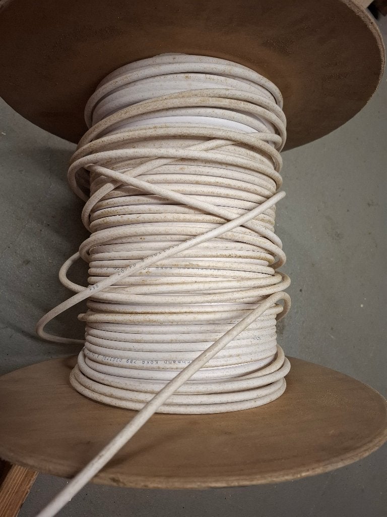 Coax kabel Hirschmann op rol 97m, Ophalen, Nieuw, 10 meter of meer, Coaxiale kabel
