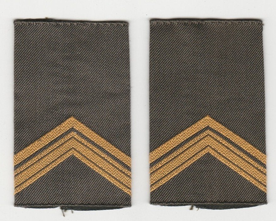 set rangen epauletten Sergeant 1e kl (A20), Verzenden, Landmacht, Nederland, Embleem of Badge