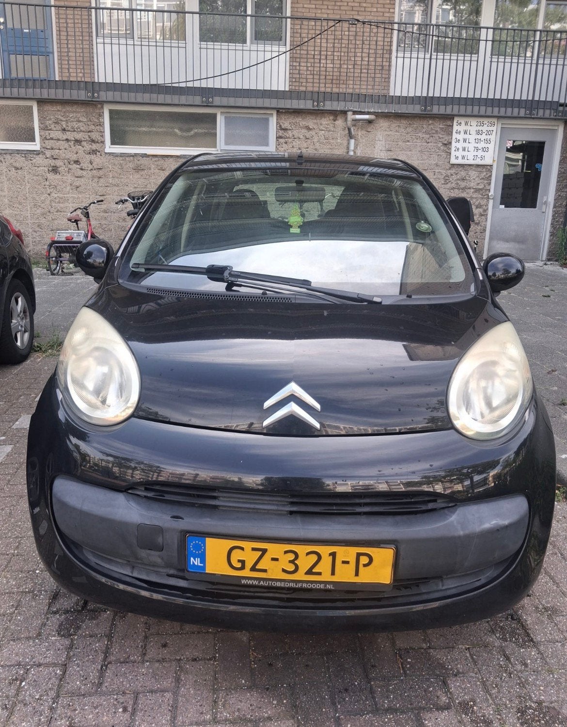 Citroën C1 1.0 5-DRS 2007 Zwart, Auto's, Voorwielaandrijving, Zwart, 4 stoelen, C1