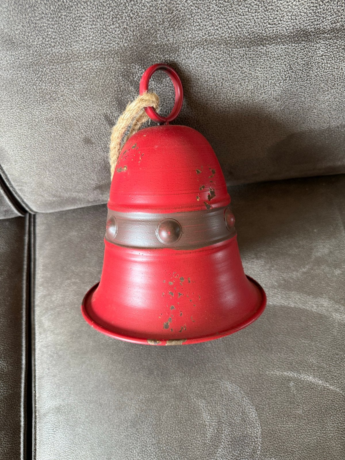 Decoratieve Rode Metalen Bel met Touw, Ophalen of Verzenden