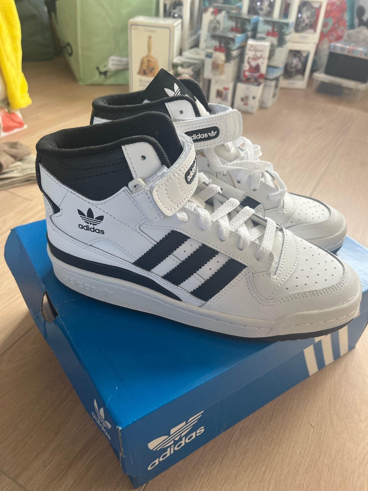 Adidas Forum Mid J sneakers - Maat 36 - Nieuw, Ophalen of Verzenden, Nieuw, Jongen of Meisje, Schoenen