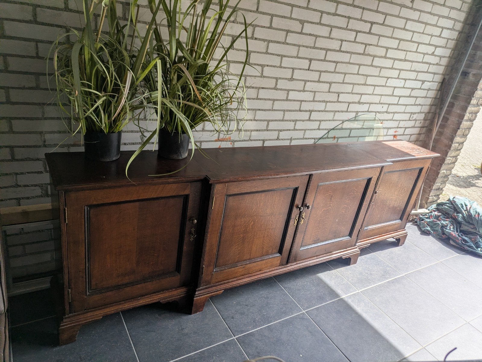 Prachtig groot vintage eiken dressoir – 240 cm breed., Huis en Inrichting, Ophalen of Verzenden