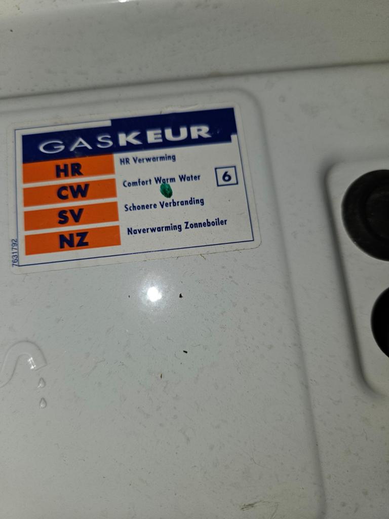 Tekoop cv ketel, Ophalen, Zo goed als nieuw