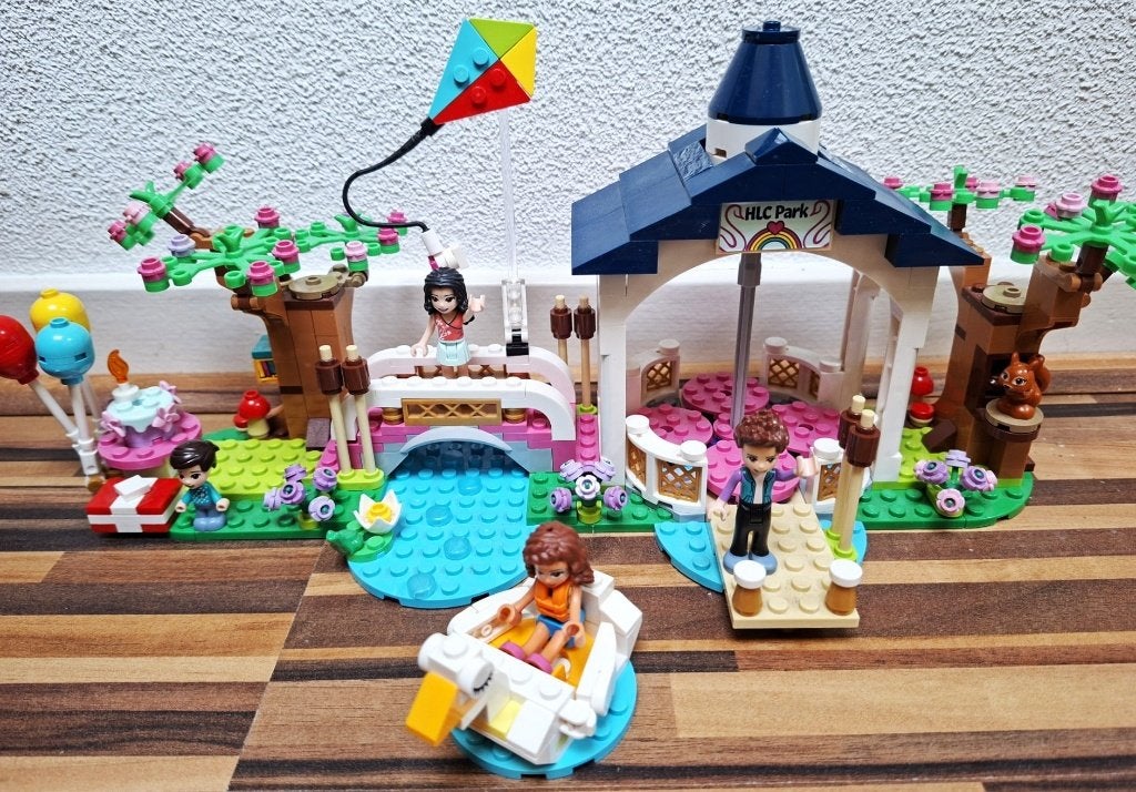 Lego Friends Heartlake Park, Ophalen of Verzenden, Gebruikt