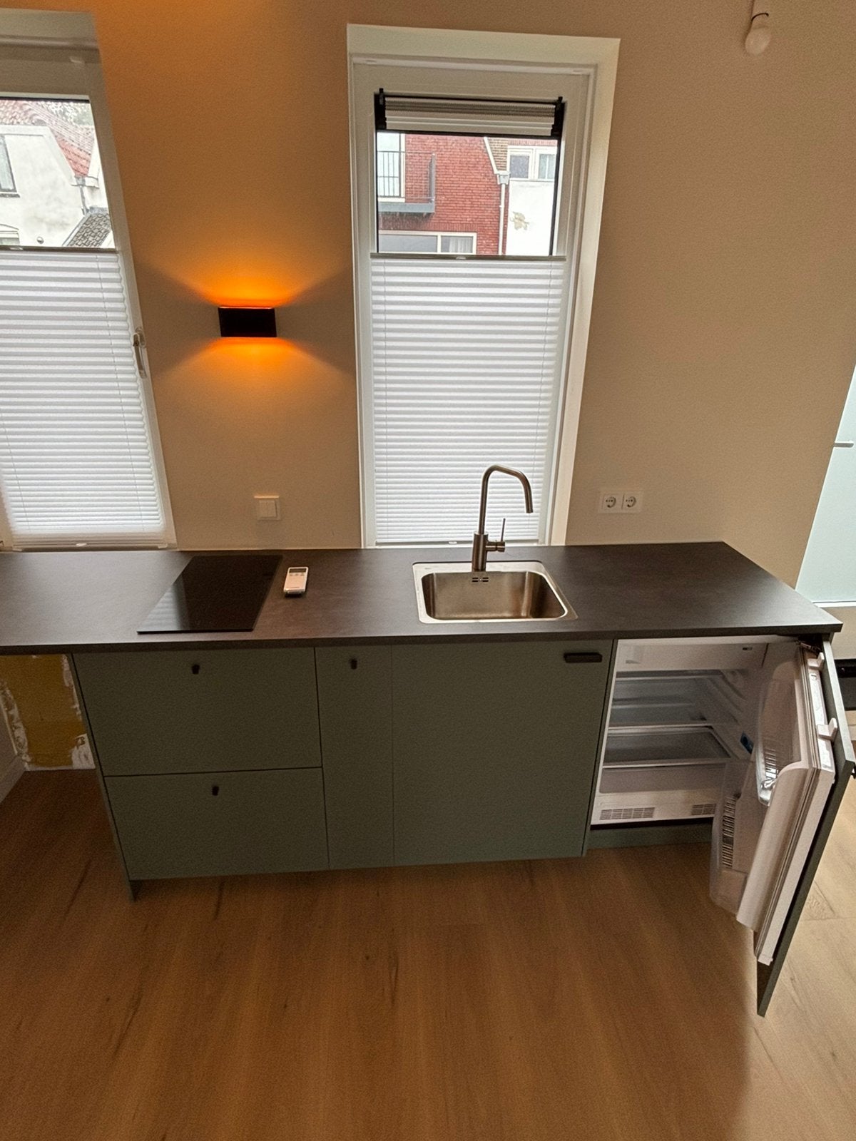 Zelfstandige bedrijfsruimte/ kantoorstudio te huur – Gouda