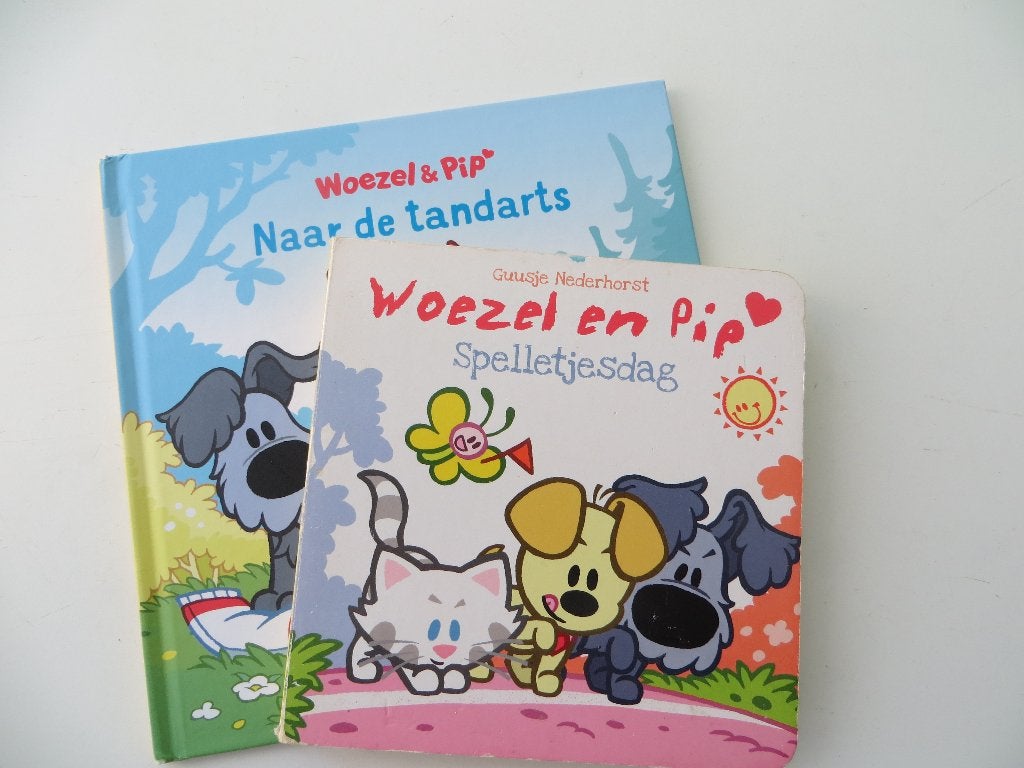 2 Woezel en Pip Boeken, Guusje Nederhorst, Spelletjesdag, Fictie algemeen, Jongen of Meisje, Ophalen of Verzenden, Zo goed als nieuw
