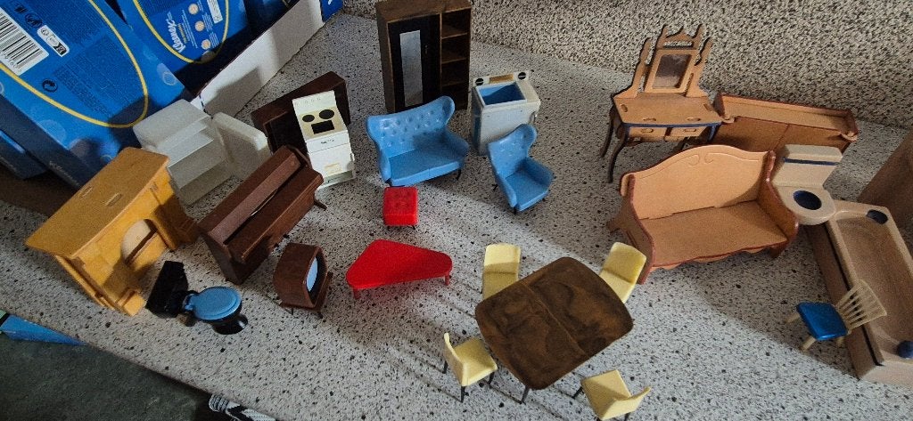 Grote set vintage poppenhuismeubels, Ophalen, Gebruikt