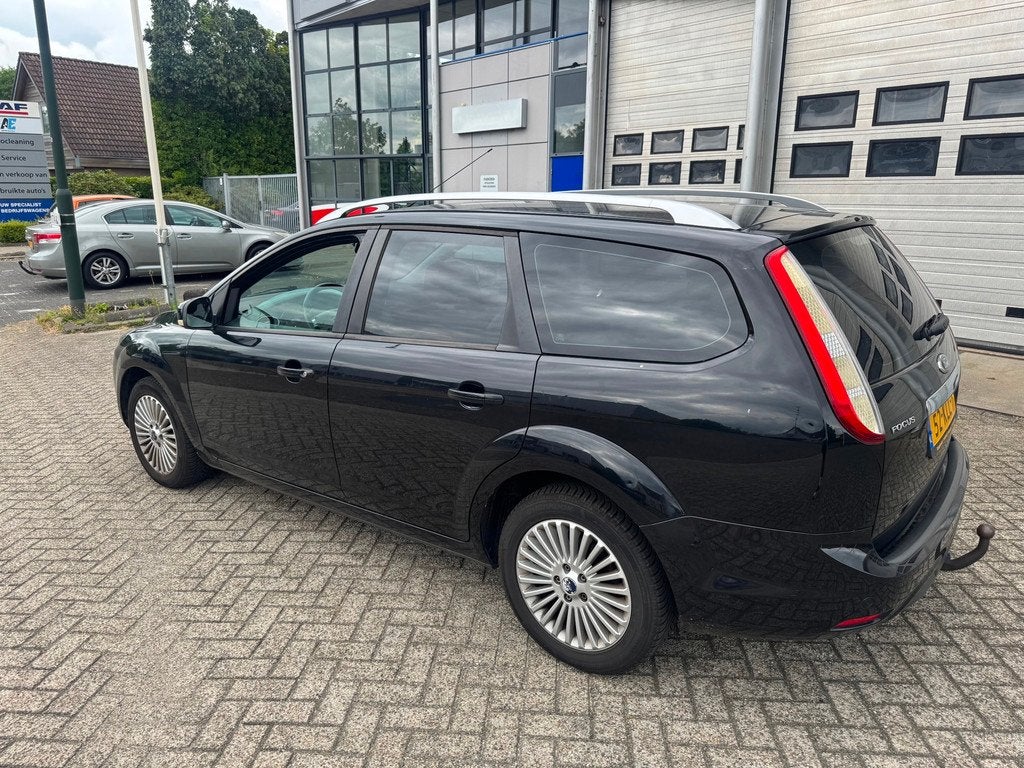 Ford Focus Wagon 1.8 Limited Airco,Trekhaak,Leer,Navi, Auto's, Euro 5, 125 pk, Gebruikt, Parkeersensor